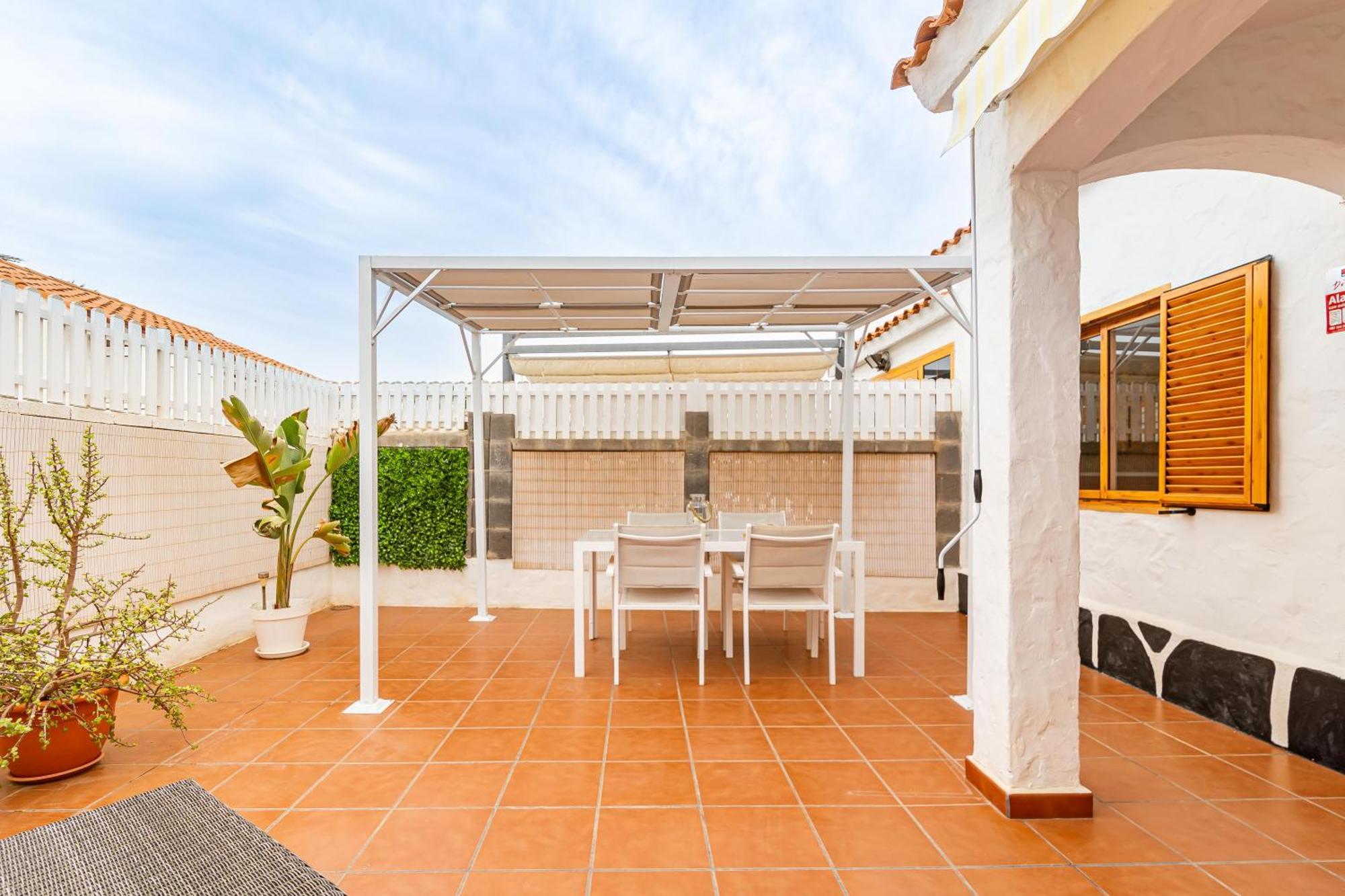 Canarian Holiday Home - Sunset Bungalow In Playa Del Ingles San Bartolomé Extérieur photo